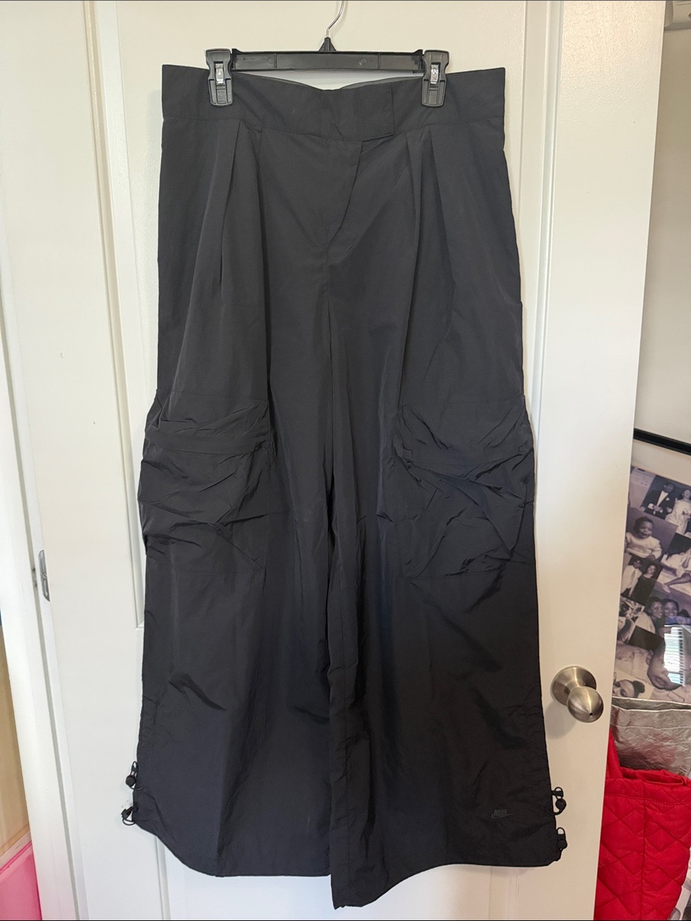 Nike Black Wide-Leg Track Cargo Joggers